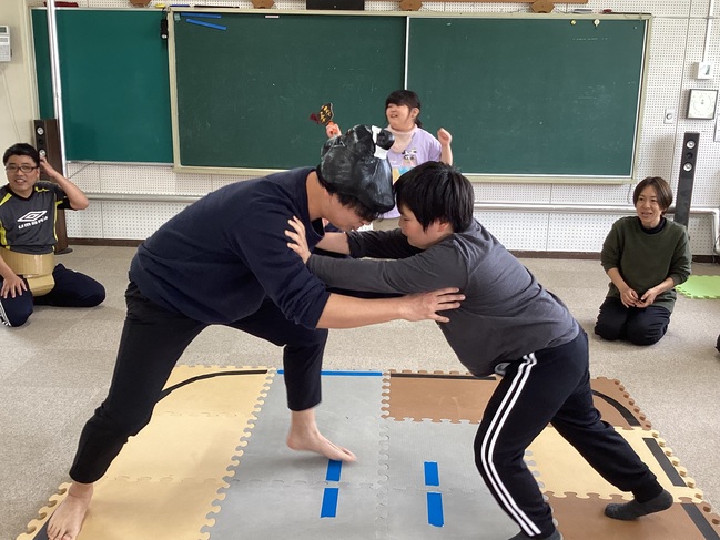 相撲